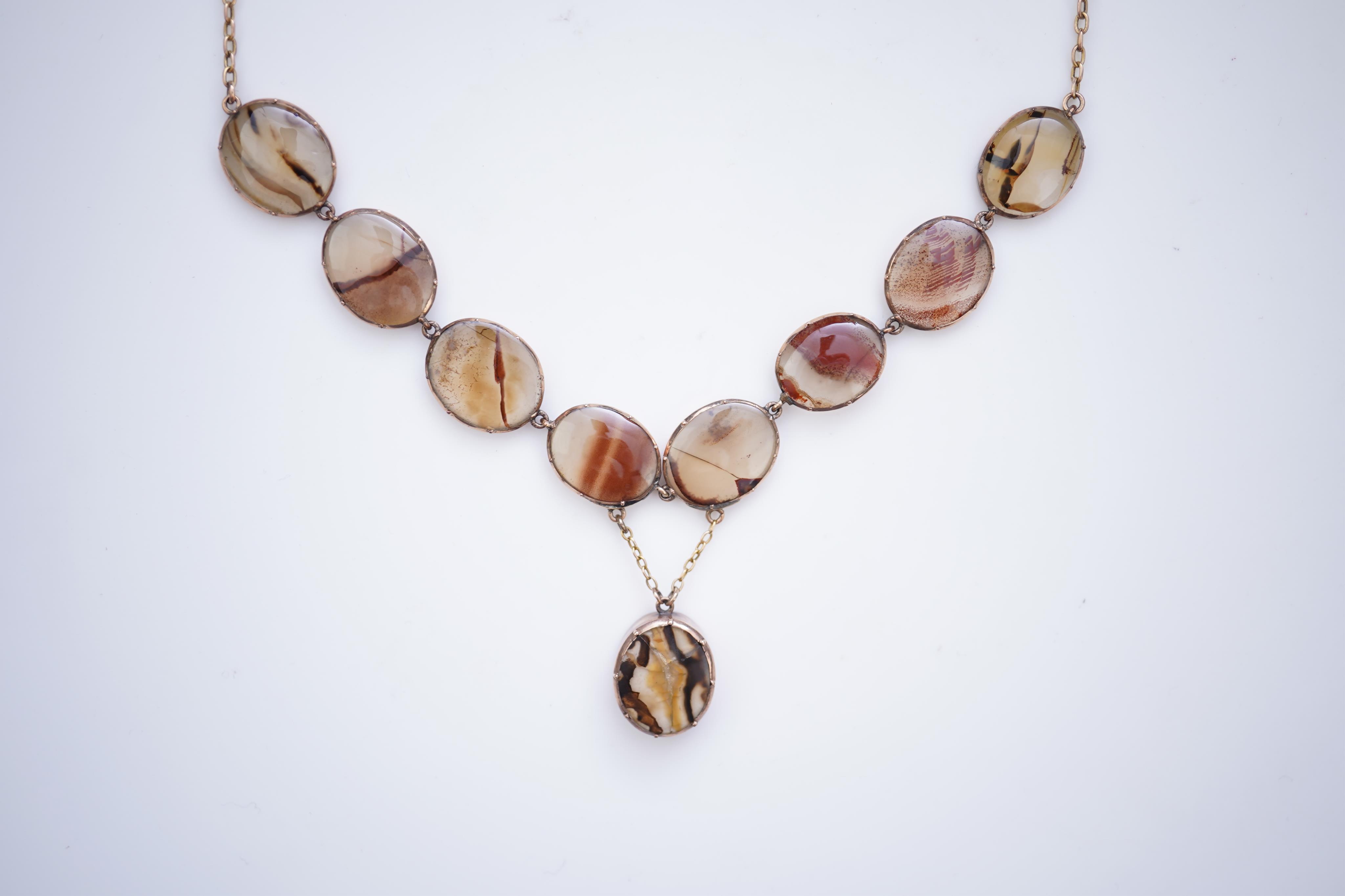 A Georgian agate necklace, early 19th century and later